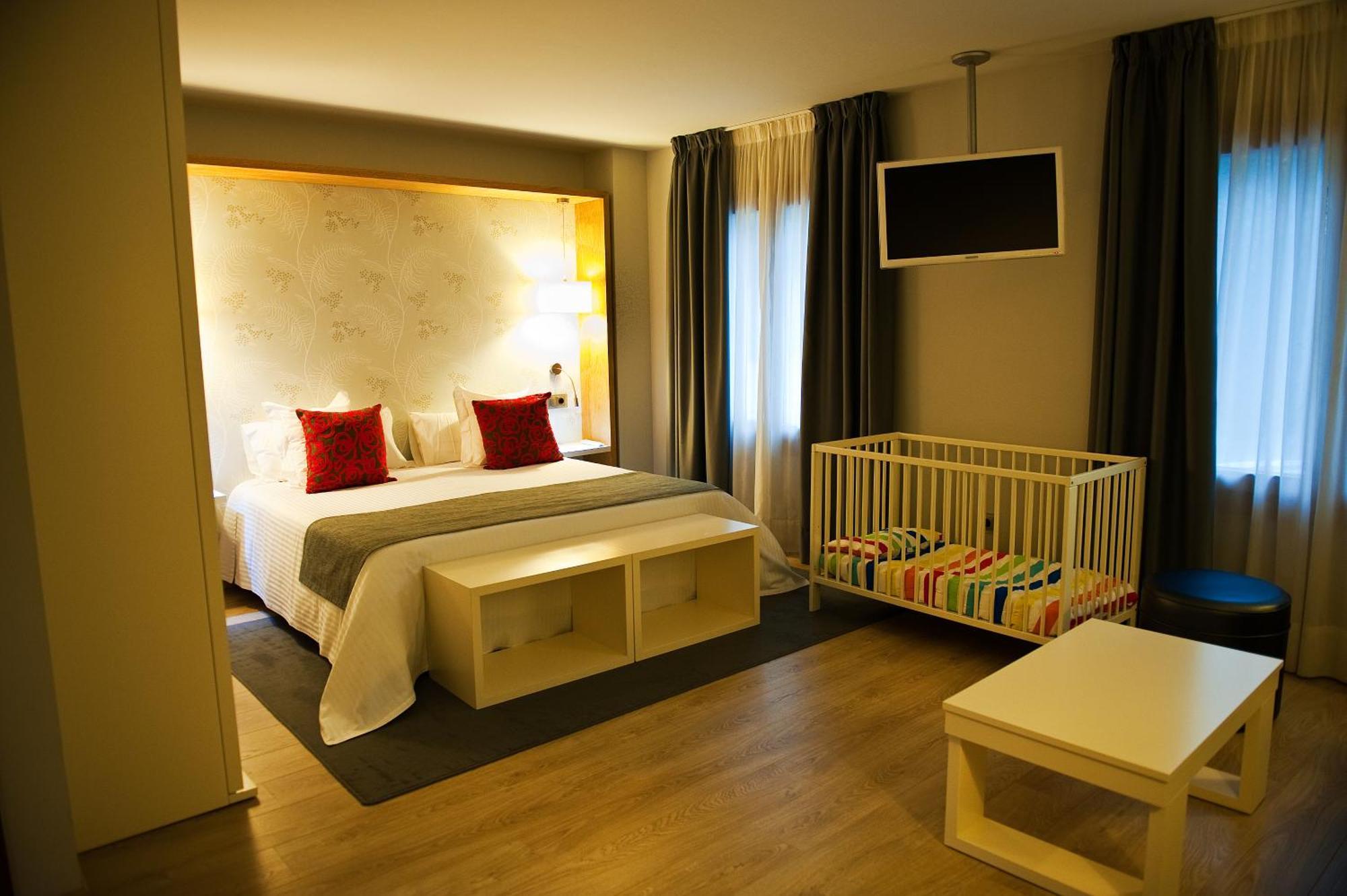 Hotel Tinas De Pechón Extérieur photo