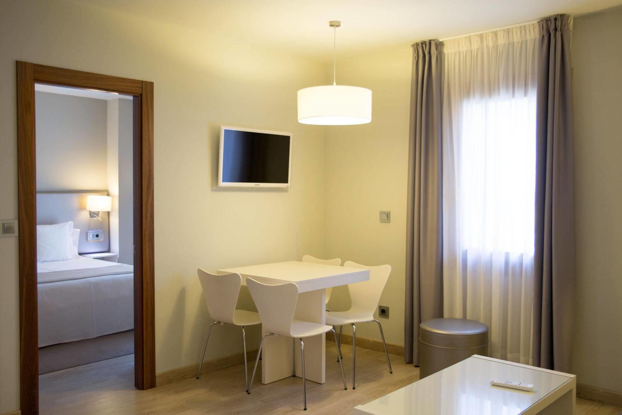 Hotel Tinas De Pechón Extérieur photo