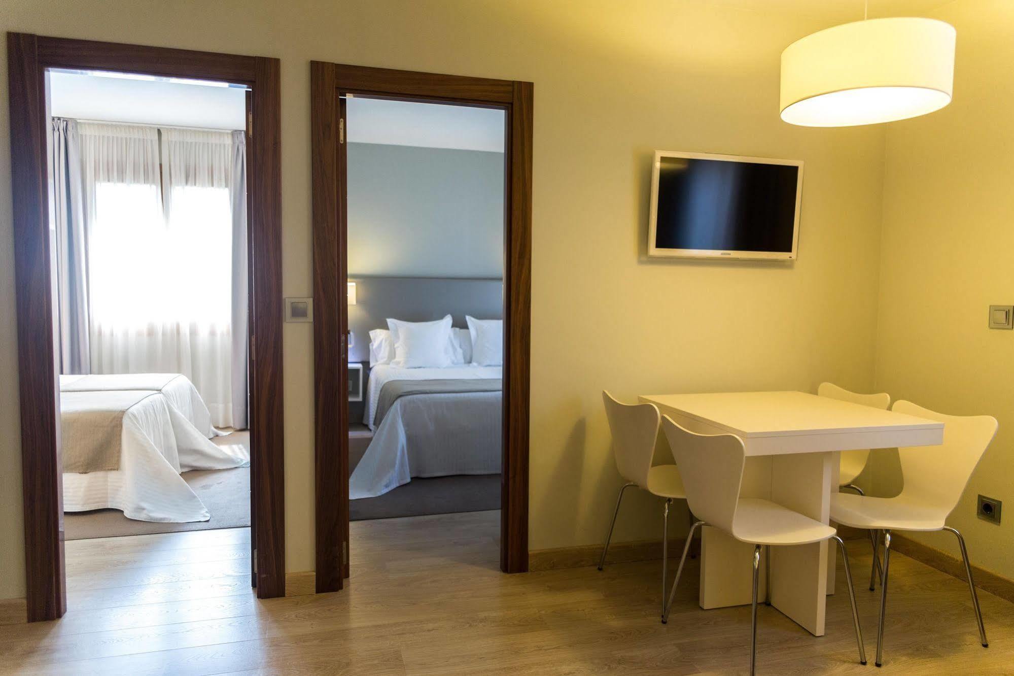 Hotel Tinas De Pechón Extérieur photo